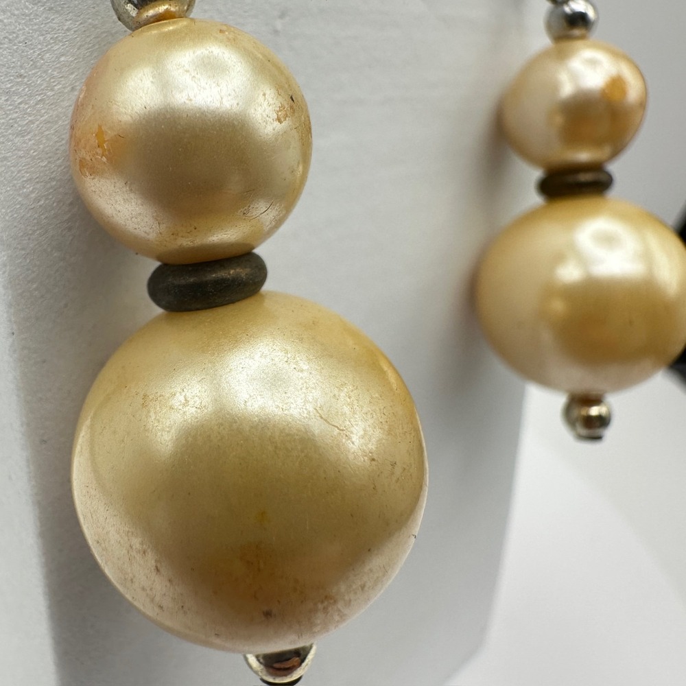 Vintage 80s Faux Pearl Drop Earrings Cream Graduated Bead Statement Dangle Retro - Picture 6 of 12